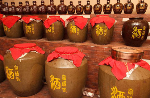 After 90s, the owner of the fake Wuliangye was sentenced to compensation for Taobao 43 thousand