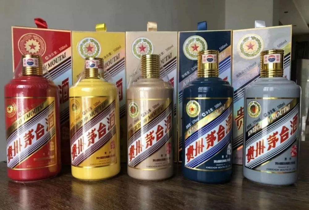 礼品讲究婚宴上用酒的“搭配原则”